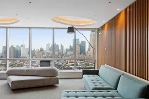 350 W 42nd St, New York City, NY 10036 - Photo 12