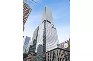 350 W 42nd St, New York City, NY 10036 - Photo 16