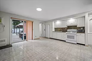 3809 12th Ave, New York City, NY 11218 - Photo 14
