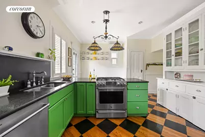 500 E 18th Street, New York City, NY 11226 - Photo 12