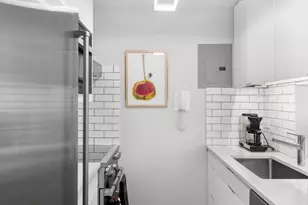 1065 Park Ave, New York City, NY 10128 - Photo 4