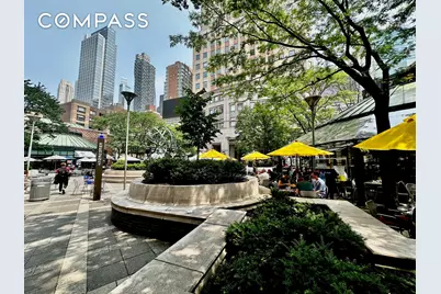 393 W 49th Street #5C, New York City, NY 10019 - Photo 20