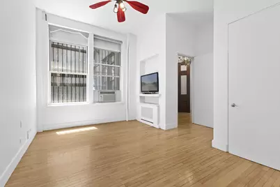 35 E 12th Street #2AB, New York City, NY 10003 - Photo 10