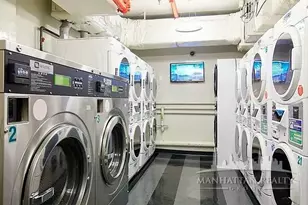 222 E 39th St, New York City, NY 10016 - Photo 16