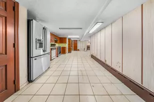 141-37 11th Ave, Whitestone, NY 11357 - Photo 16