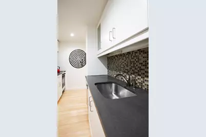 150 W 51st Street #1623, New York City, NY 10019 - Photo 8