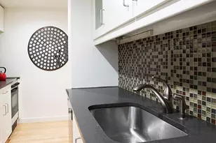 150 W 51st St, New York City, NY 10019 - Photo 8