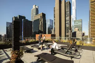 150 W 51st St, New York City, NY 10019 - Photo 2