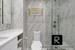 330 E 38th St, New York City, NY 10016 - Photo 6