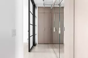 100 W 58th St, New York City, NY 10019 - Photo 8
