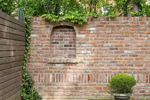 125 Rutland Rd, New York City, NY 11225 - Photo 18