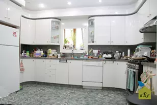 59 Bay 29th St, New York City, NY 11214 - Photo 6