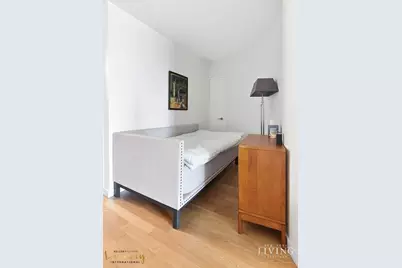 330 E 38th Street #24a, New York City, NY 10016 - Photo 12