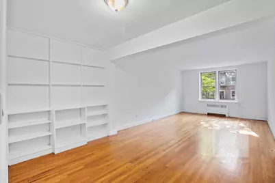 153 Bennett Avenue #3E, New York City, NY 10040 - Photo 4