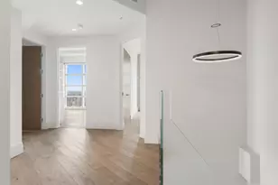 146 W 57th St, New York City, NY 10019 - Photo 12