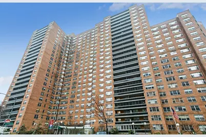 70-25 Yellowstone Boulevard #21R, New York City, NY 11375 - Photo 8