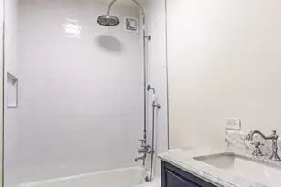 1001 5th Ave, New York City, NY 10028 - Photo 8