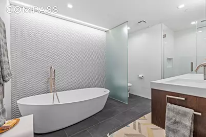 335 W 38th Street #6, New York City, NY 10018 - Photo 16