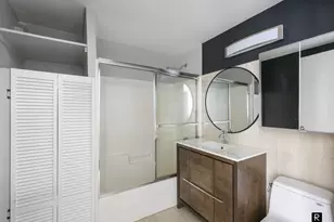 50 Bridge St, New York City, NY 11201 - Photo 10