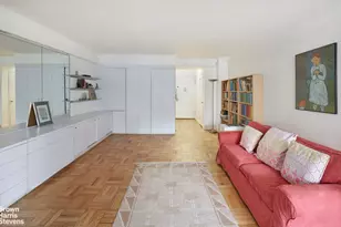 315 E 69th St, New York City, NY 10021 - Photo 4