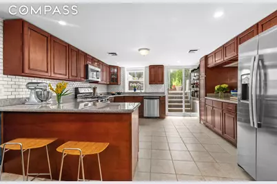 266 18th Street, New York City, NY 11215 - Photo 4