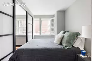 101 W 12th St, New York City, NY 10011 - Photo 8