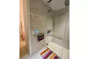 200 E 59th St, New York City, NY 10022 - Photo 8