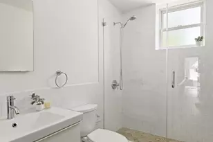 271 Decatur St, New York City, NY 11233 - Photo 14