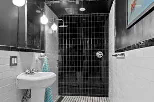 284 Van Buren St, New York City, NY 11221 - Photo 8