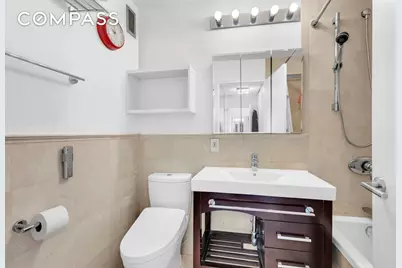 300 E 59th Street #2601, New York City, NY 10022 - Photo 6