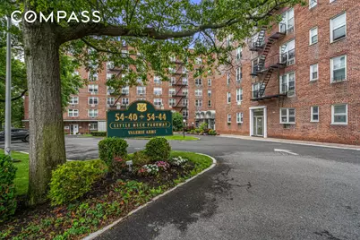 54-44 Little Neck Parkway #5G, New York City, NY 11362 - Photo 1