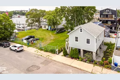 5 Cyrus Avenue, New York City, NY 11229 - Photo 4