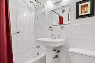 345 E 52nd St, New York City, NY 10022 - Photo 6