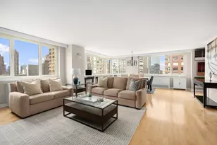 45 W 67th St, New York City, NY 10023 - Photo 2