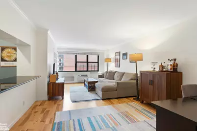 340 E 74th Street #9G, New York City, NY 10021 - Photo 10