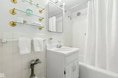 55 E End Avenue #15J, New York City, NY 10028 - Photo 4