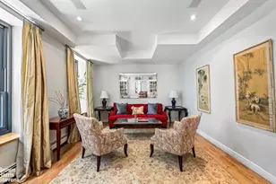 305 W 98th St, New York City, NY 10025 - Photo 2