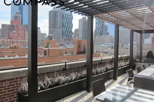 432 W 52nd St, New York City, NY 10019 - Photo 4