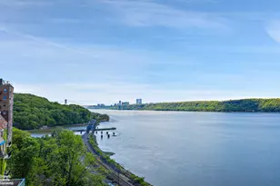 2521 Palisade Ave, New York City, NY 10463 - Photo 2