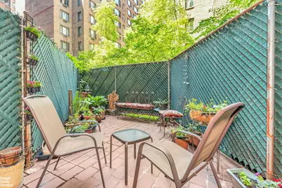 1175 York Avenue #2W, New York City, NY 10065 - Photo 10