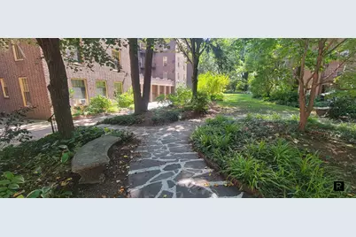 37-33 84th Street #21, New York City, NY 11372 - Photo 16