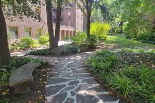 37-33 84th St, New York City, NY 11372 - Photo 16