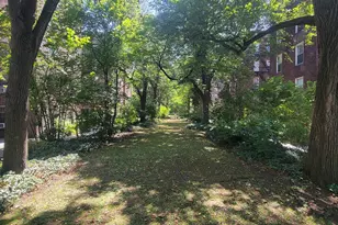 37-33 84th St, New York City, NY 11372 - Photo 14