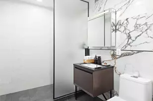 210 Jackson St, New York City, NY 11211 - Photo 8