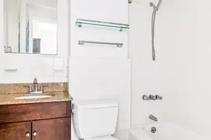 40 W 72nd St, New York City, NY 10023 - Photo 2