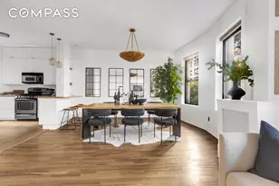 324 W 83rd St, New York City, NY 10024 - Photo 2