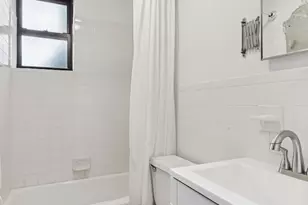 464 W 51st St, New York City, NY 10019 - Photo 6