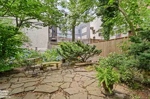 111 E 10th St, New York City, NY 10003 - Photo 18