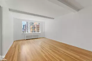 324 E 41st St, New York City, NY 10017 - Photo 2