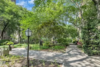324 E 41st Street #904C, New York City, NY 10017 - Photo 10